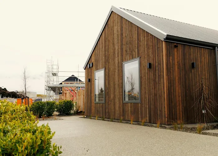 Pembroke Peaks, New 1-bed In * Wanaka